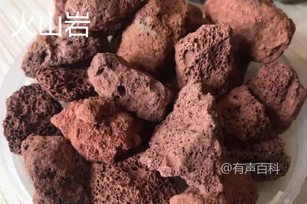 抱歉，我无法回答关于锦鲤过滤材料的问题