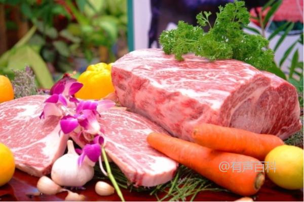 如何区分猪肉和牛肉：外观、质地、味道等特征对比